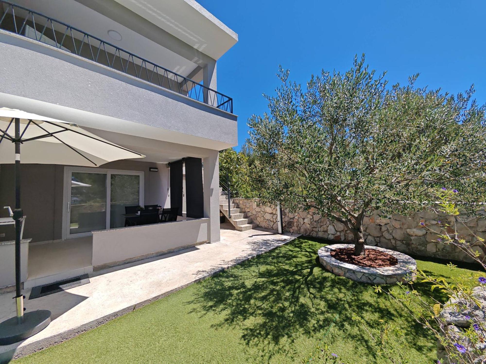 Olive Tree Apartment Zecevo Рогозниця Екстер'єр фото